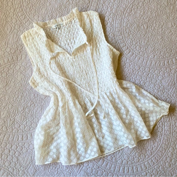 Rose & Olive Tops - Rose & Olive Tank top Size M